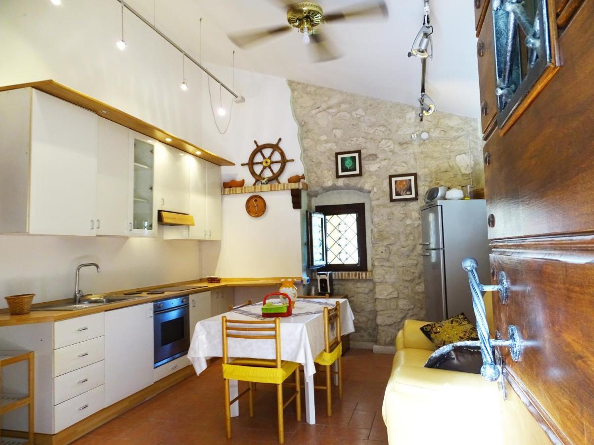 B&B La Badia Fara San Martino Buitenkant foto